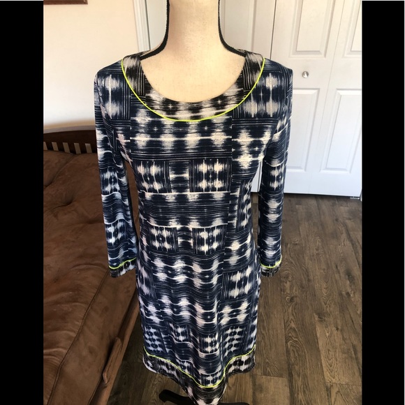 BCBG MAXAZRIA “Ania Carbon Combo” sheath dress - Picture 3 of 7